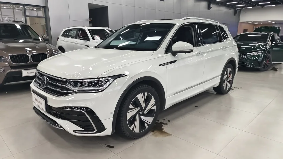 Volkswagen Tiguan L 2024