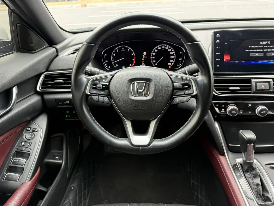 Honda Inspire 2022 Insignia 260TURBO Fine Edition 2022 — миниатюра 5