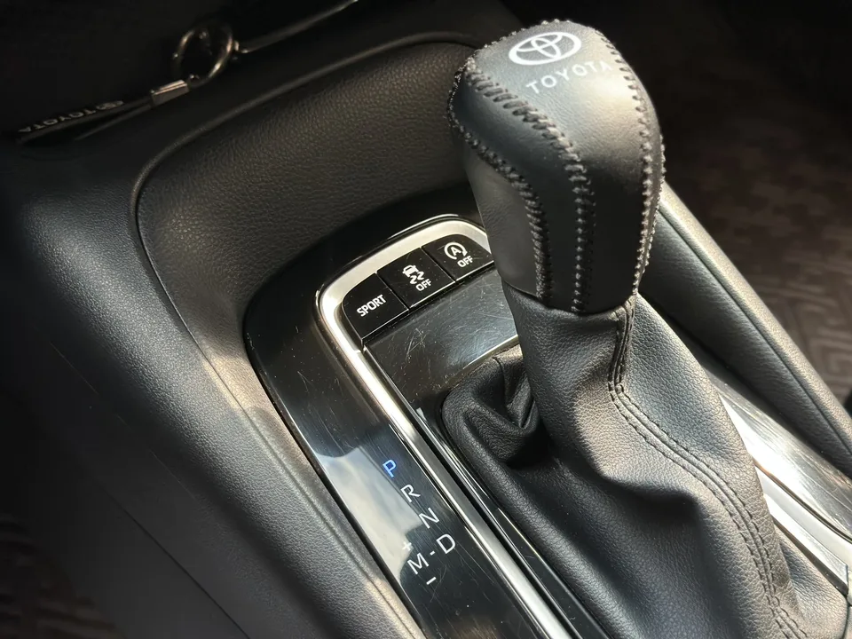 Toyota Levin 2022 Lelink 185T CVT Luxury Edition 2023 — миниатюра 5