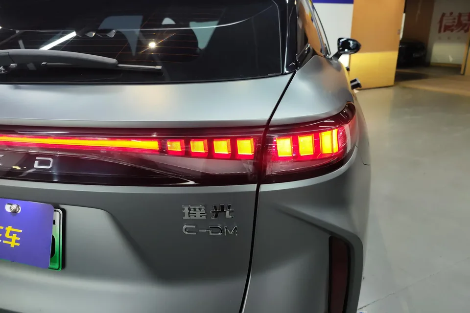 Exeed Xingtu Yaoguang C-DM Long-range Pro 2024 — миниатюра 2