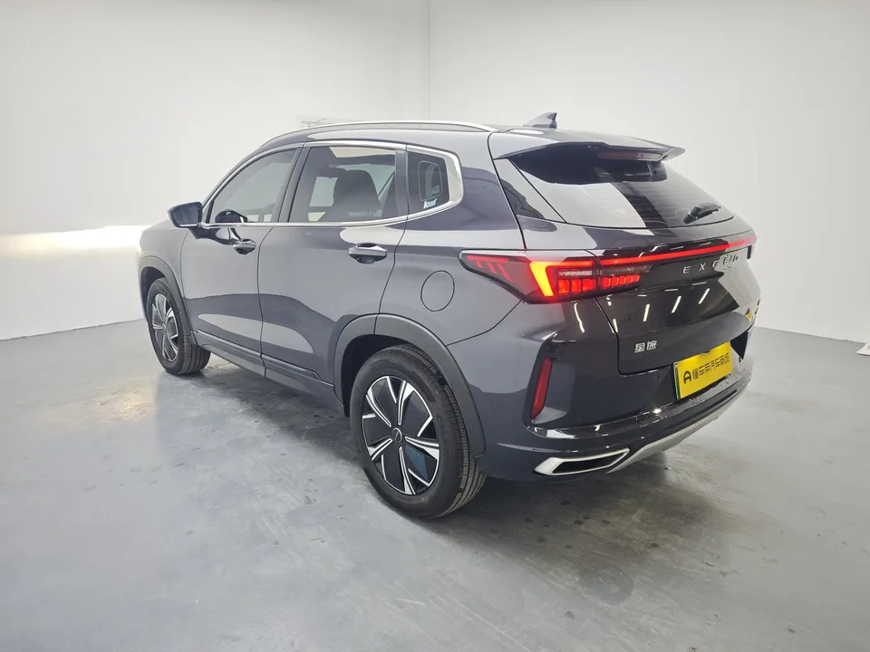 Exeed Xingtu Zhuifeng C-DM 1.5TCI-DHT 105KM Yufengxing Edition 2024 — миниатюра 2