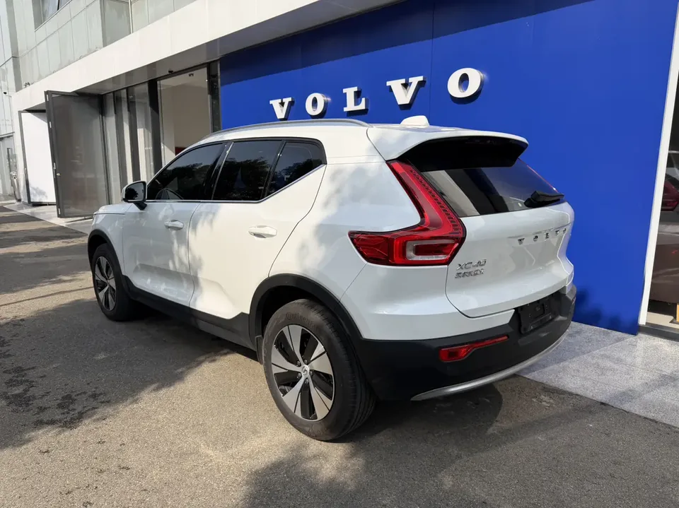 Volvo XC40 Volvo XC40 2024 B3 Zhiyuan Luxury Edition 2024 — миниатюра 2