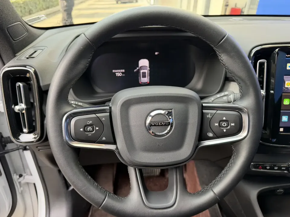 Volvo XC40 Volvo XC40 2024 B3 Zhiyuan Luxury Edition 2024 — миниатюра 3