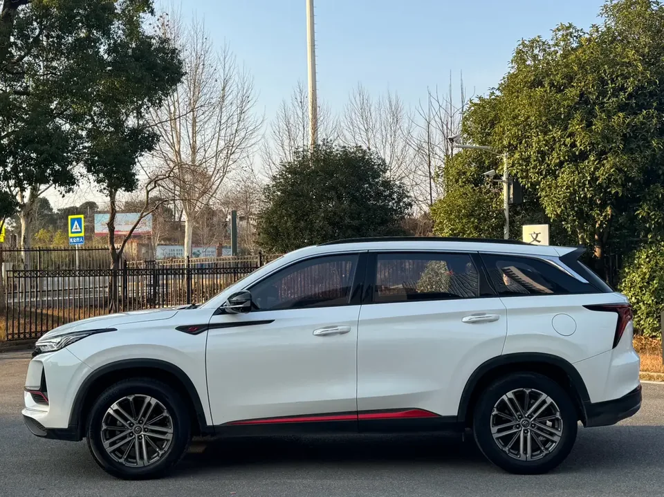 Changan CS75PLUS Changan CS75 PLUS 2022 1.5T Automatic Elite Edition 2022 — миниатюра 4