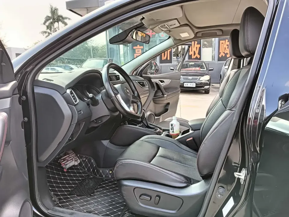Nissan Qashqai Qashqai 2022 Qashqai 2022 2.0L XV Prem. Deluxe Edition 2023 — thumbnail 3