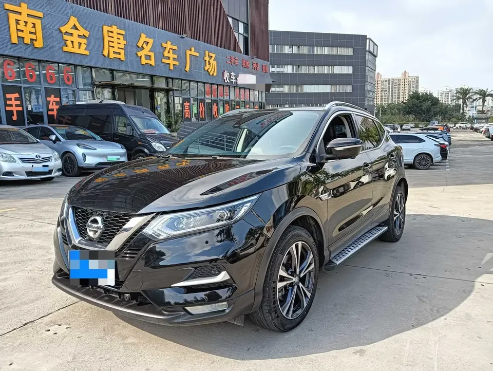 Nissan Qashqai Qashqai 2022 Qashqai 2022 2.0L XV Prem. Deluxe Edition 2023 — photo 1, buy with delivery to Moscow