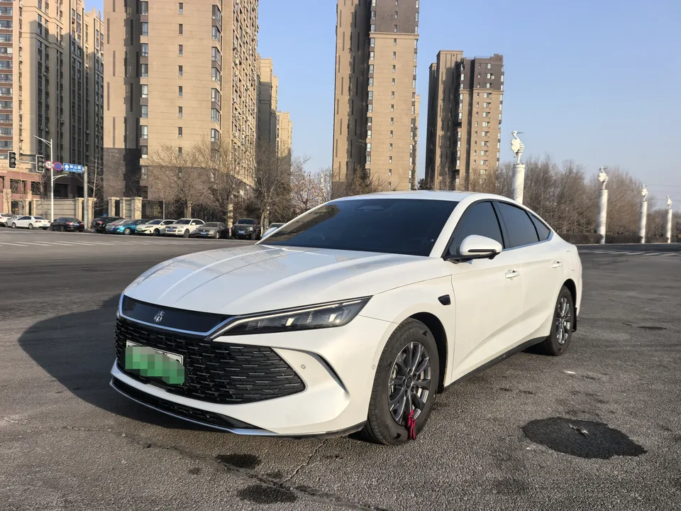 BYD Qin L DM 2025
