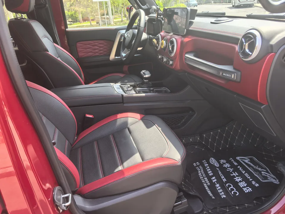 BAIC Beijing Off-road BJ40 Beijing Off-road BJ40 2023 2.0T Automatic 4WD City Hunter Edition Knight Edition 2023 — миниатюра 4