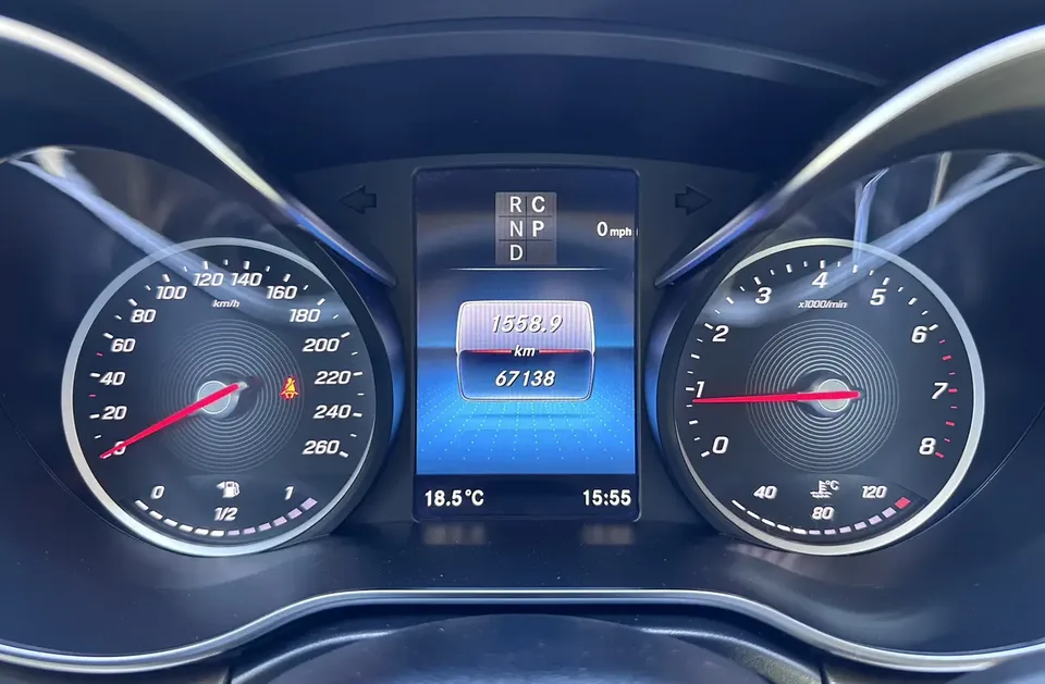 Mercedes-Benz V-Класс Mercedes Benz V Class 2022 V 260 L Long Wheelbase Premium Edition 2022 — thumbnail 4