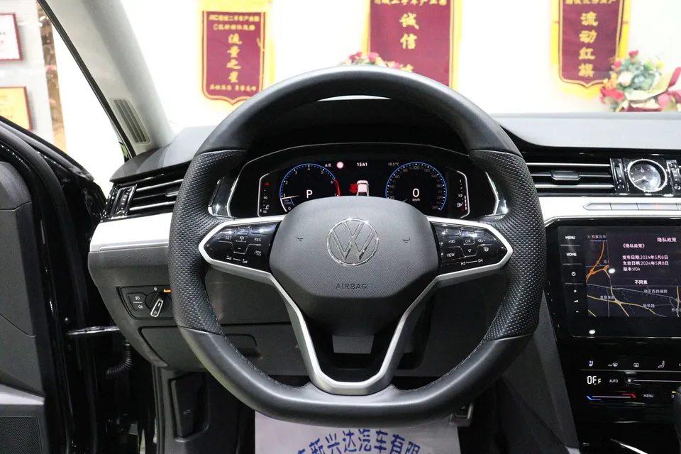 Volkswagen Magotan Magotan 2025 Magotan 2025 Public Edition 330TSI DSG Luxury Edition 2025 — thumbnail 3