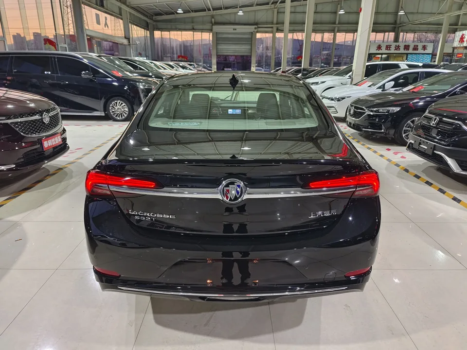 Buick LaCrosse LaCrosse 2022 552T Luxury 2023 — миниатюра 2