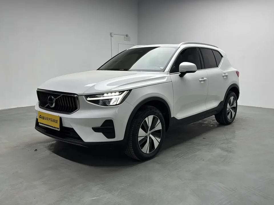 Volvo XC40 2023