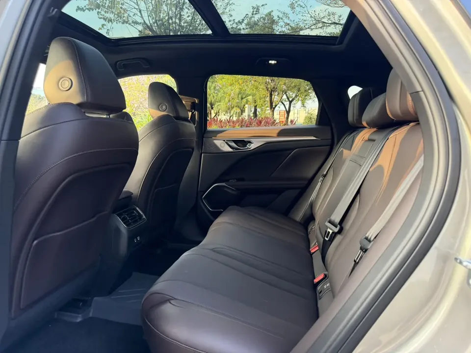 WEY Mocha PHEV Hi4 Long Range Edition 2024 — миниатюра 4