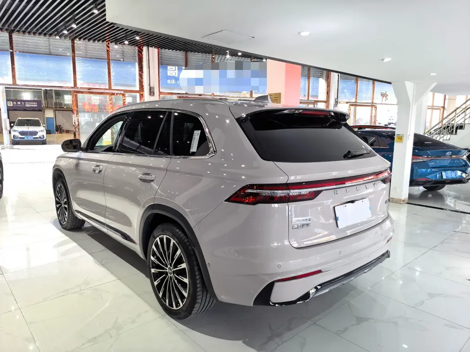 Geely Monjaro Xingyue L 2024 Hybrid 1.5T Tiangong Edition 2024 — миниатюра 4