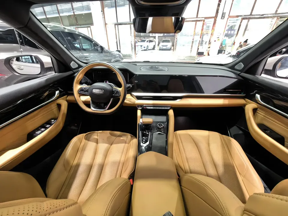 Geely Monjaro Xingyue L 2024 Hybrid 1.5T Tiangong Edition 2024 — миниатюра 5