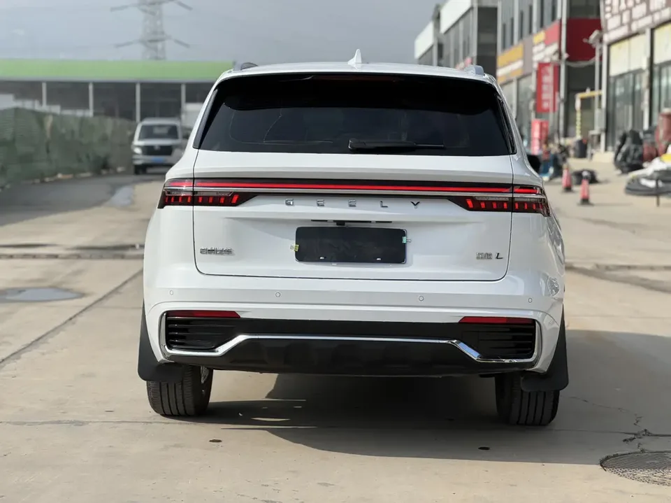 Geely Monjaro Xingyue L 2024 2.0TD High Power Automatic 2WD Yunqi Edition 2024 — миниатюра 2