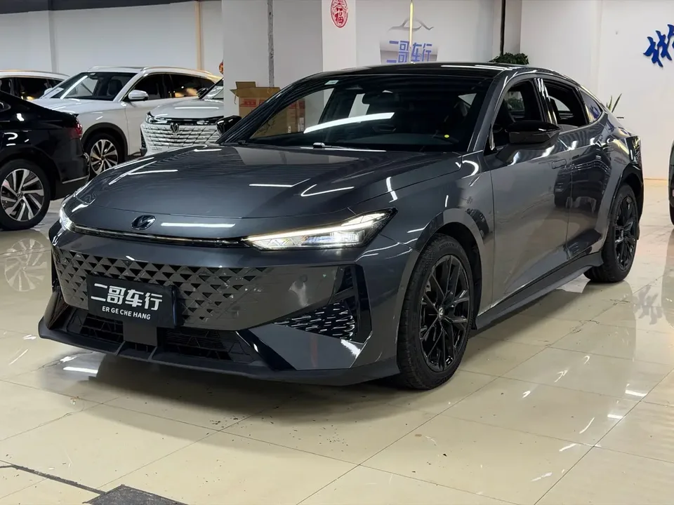 Changan UNI-V 2025