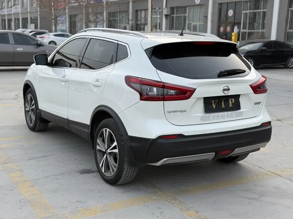 Nissan Qashqai Qashqai 2022 Qashqai 2021 2.0L XV Prem Deluxe Edition 2022 — thumbnail 4