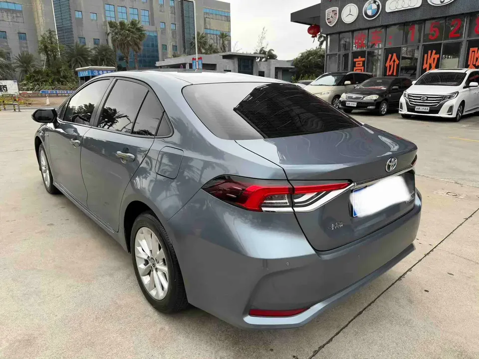 Toyota Corolla 2021 Corolla Hybrid 1.8L E-CVT Elite Edition 2023 — миниатюра 4