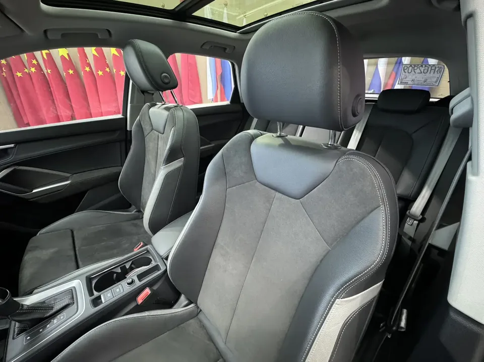 Audi Q3 Audi Q3 2022 35 TFSI Fashionable and Dynamic 2022 — миниатюра 5