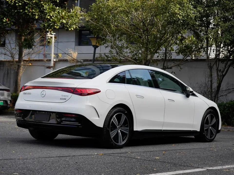 Mercedes-Benz EQE Mercedes-Benz EQE 2025 EQE 500 4MATIC Pioneer Edition 2026 — thumbnail 2