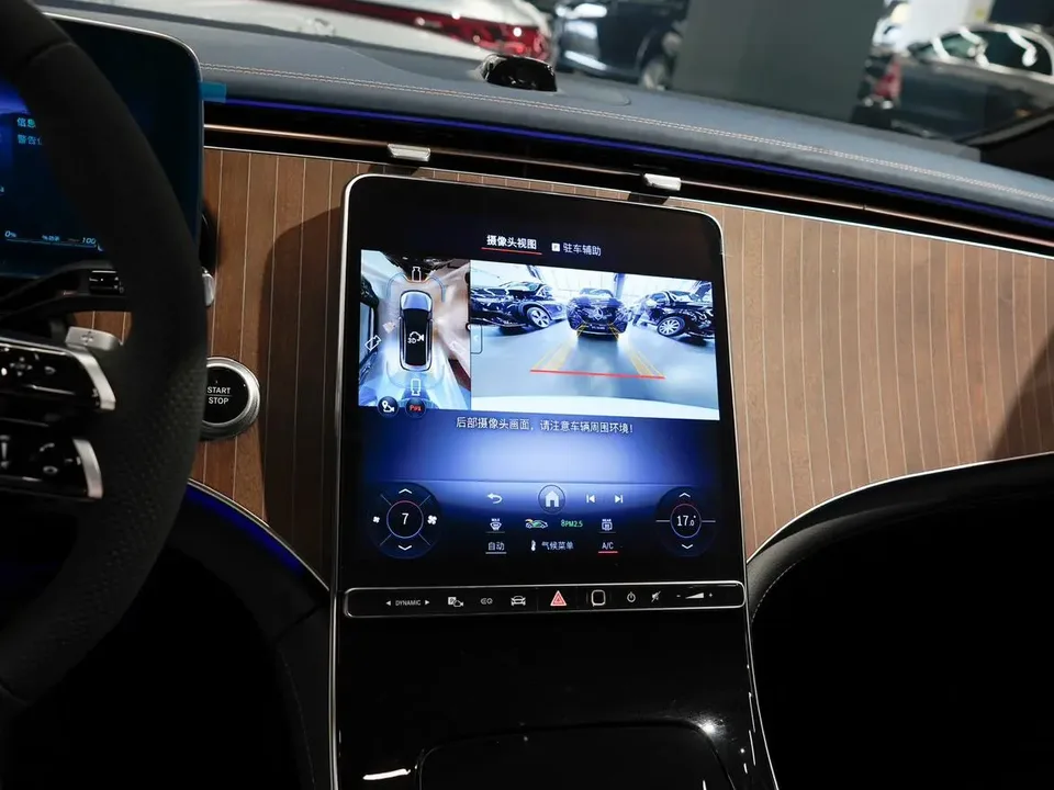 Mercedes-Benz EQE Mercedes-Benz EQE 2025 EQE 500 4MATIC Pioneer Edition 2026 — thumbnail 4