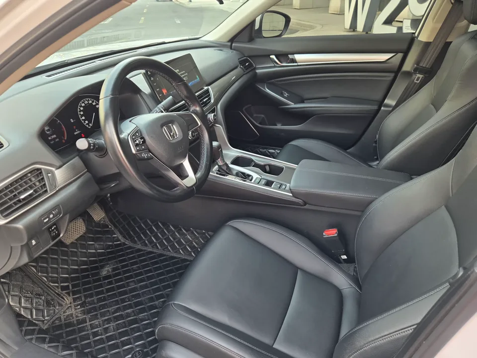 Honda Accord Accord 2022 260TURBO Deluxe Edition 2022 — миниатюра 4