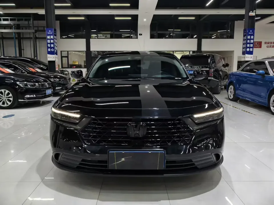 Honda Accord Rui T 260TURBO Deluxe Edition 2024 — миниатюра 2