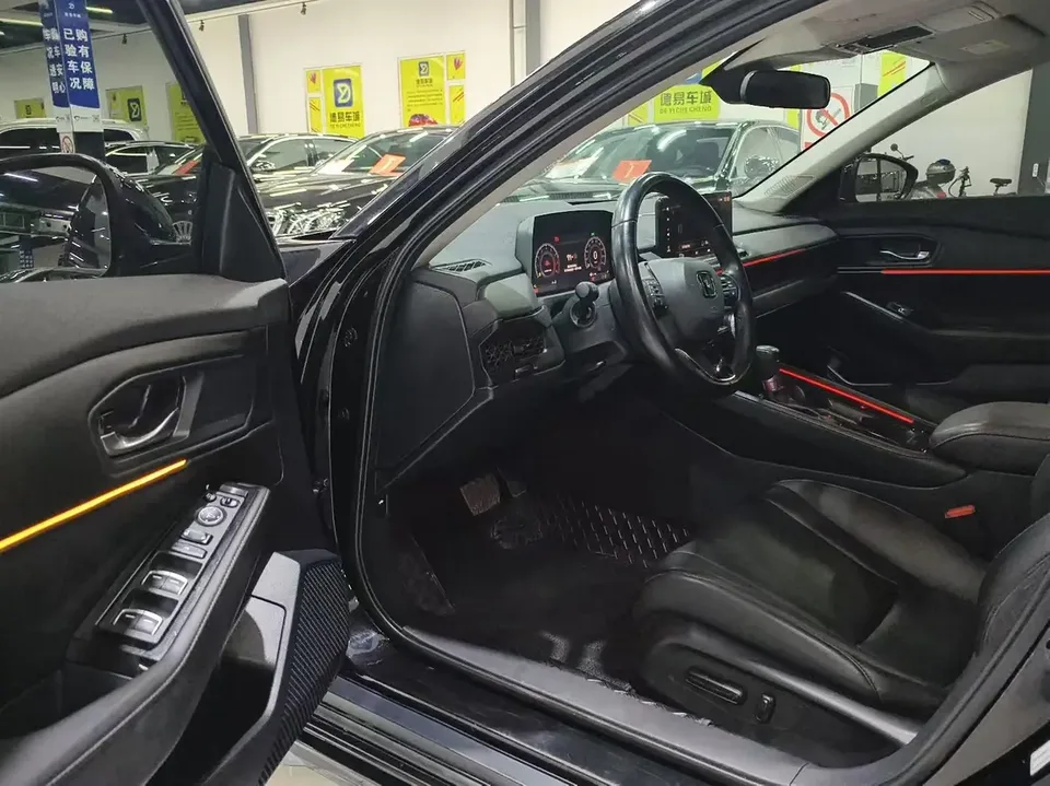 Honda Accord Rui T 260TURBO Deluxe Edition 2024 — миниатюра 4