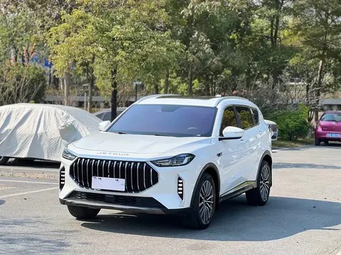 Jetour Jietu X70 PLUS 2023 купить в Москве