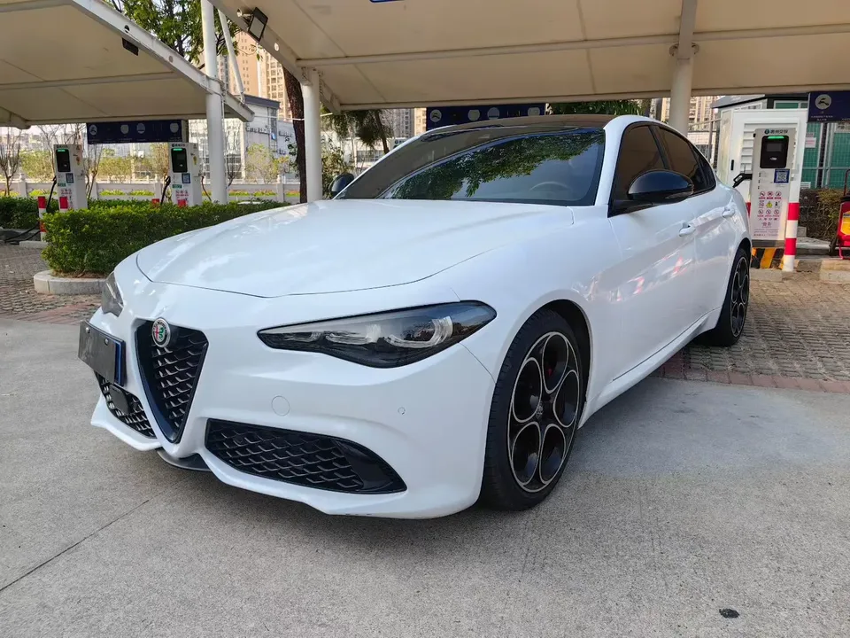 Alfa Romeo Giulia Juliet Giulia Juliet 2023 2.0T 280HP Veloce Track Edition 2024 — photo 1, buy with delivery to Moscow