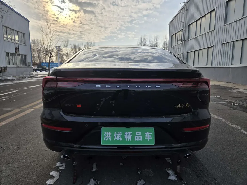 FAW Bestune B70 Bestune B70 2025 Dragon Glory Edition 1.5T Quality Edition 2025 — миниатюра 2