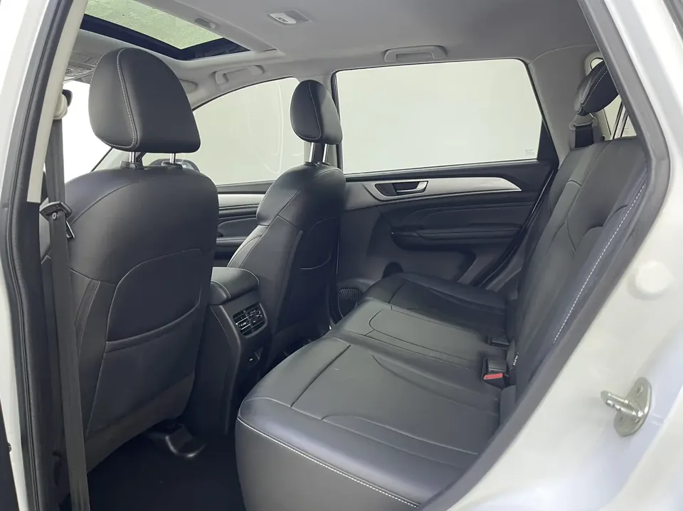 Haval M6 PLUS 1.5T DCT Luxury Smart Connected Edition 2022 — миниатюра 4