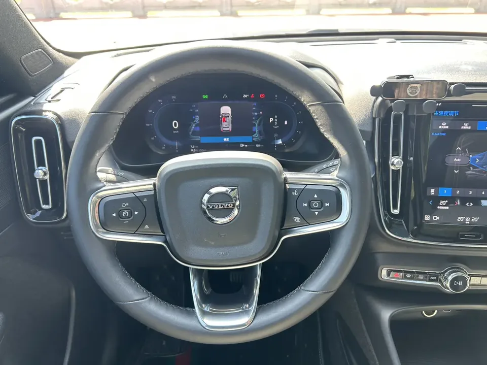 Volvo XC40 Volvo XC40 2023 B3 Smart Fashion Edition 2023 — миниатюра 3