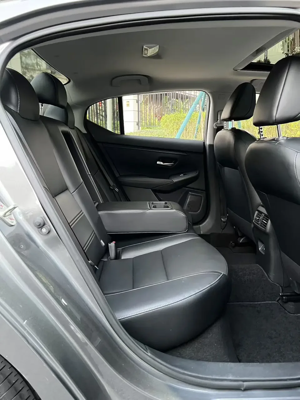 Nissan Sylphy Sylphy 2023 Sylphy 2023 facelift 1.6L CVT Enjoy Edition 2023 — thumbnail 3