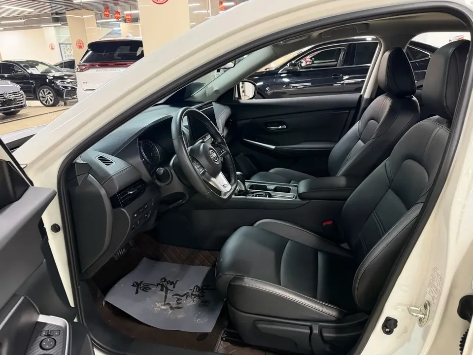 Nissan Sylphy Sylphy 2023 1.6L CVT Enjoy Edition 2023 — thumbnail 3
