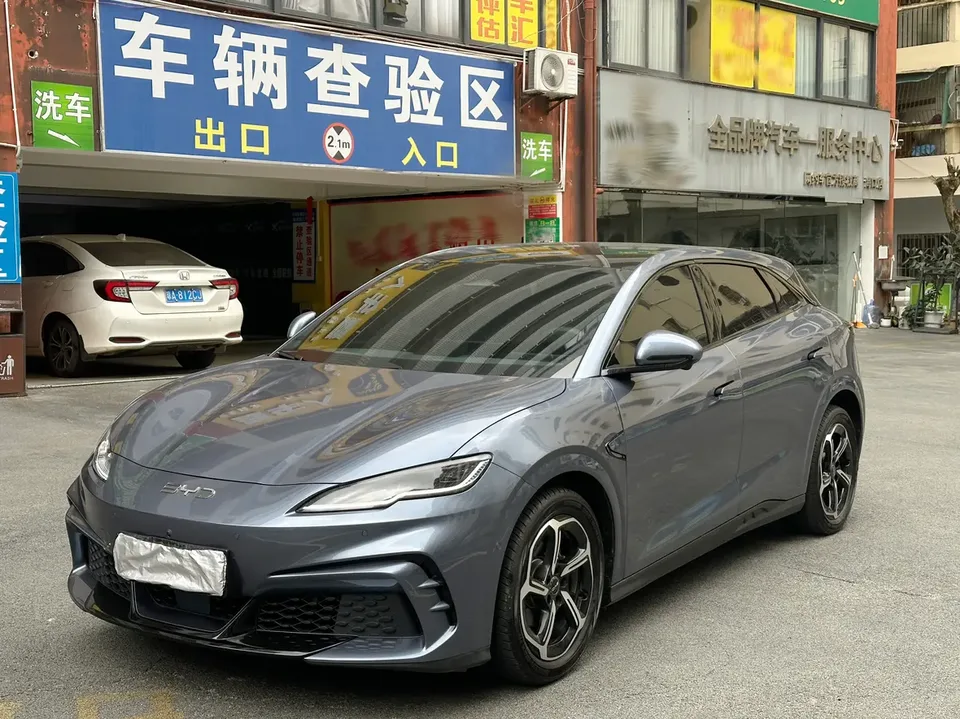 BYD Seal 06GT 2025