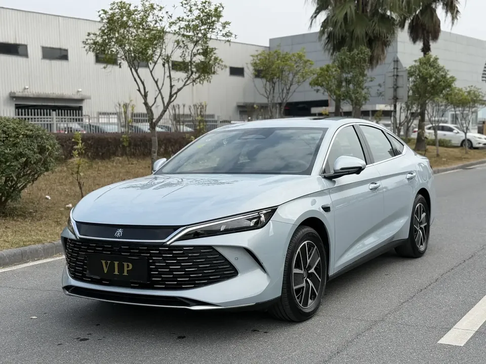 BYD Qin L DM 2025