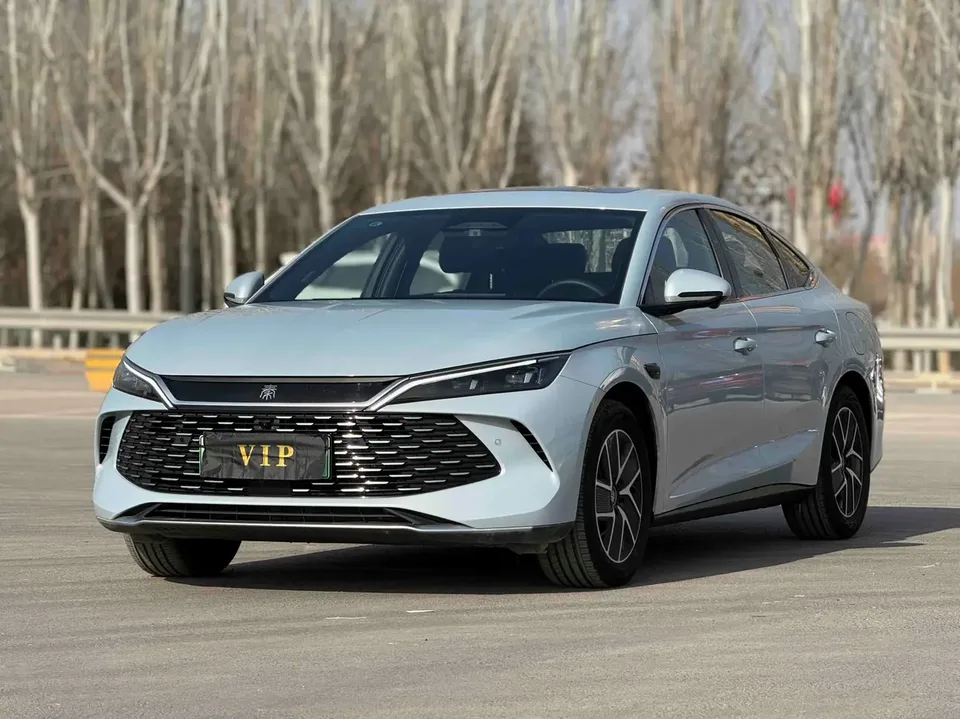 BYD Qin L DM 2025