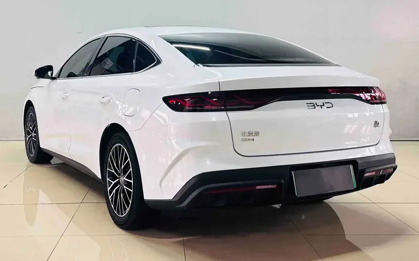 BYD Qin L DM DM-i 120KM Excellence Edition 2024 — миниатюра 2