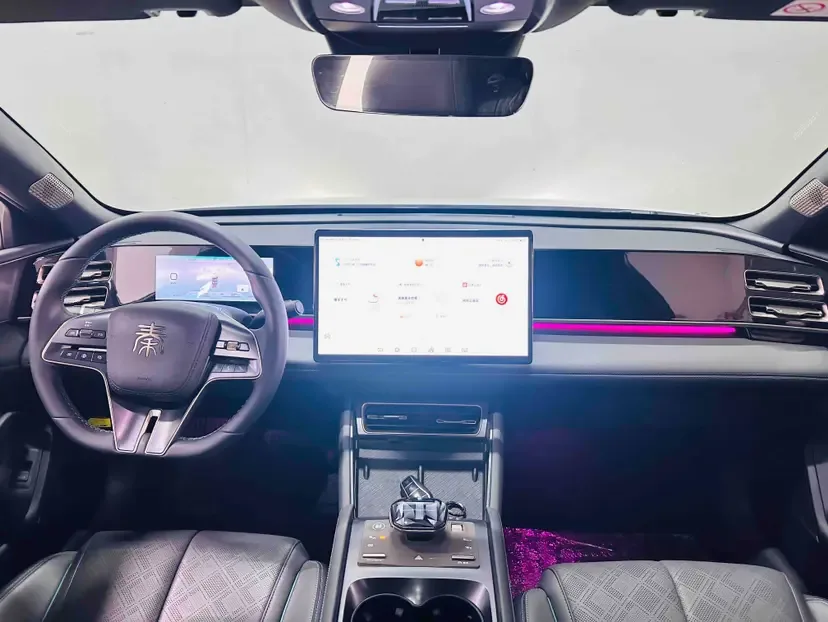 BYD Qin L DM DM-i 120KM Excellence Edition 2024 — миниатюра 4