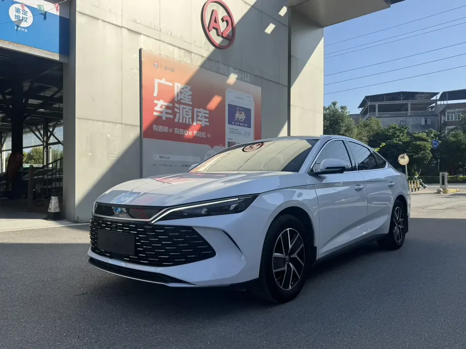 BYD Qin L DM 2025