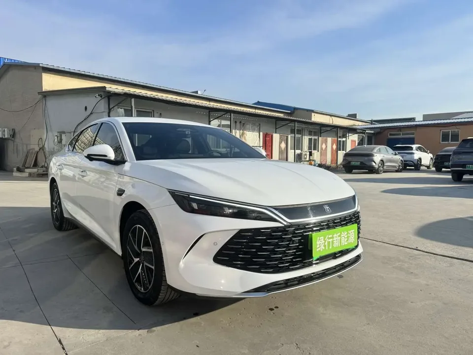 BYD Qin L DM Qin L DM 2025 Intelligent Driving Edition DM-i 120KM Beyond Edition 2025 — thumbnail 3