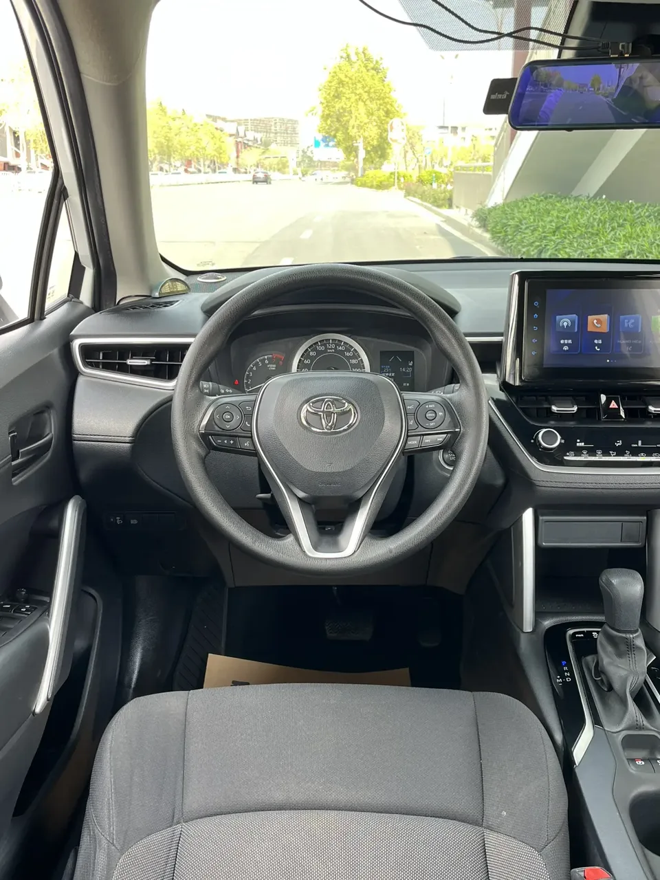 Toyota Frontlander 2.0L CVT Leading Edition 2022 — миниатюра 5
