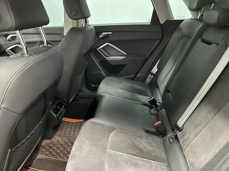 Audi Q3 Q3 2022 Audi Q3 2022 35 TFSI Fashionable and Dynamic 2022 — thumbnail 5