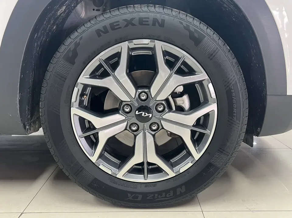 Kia Run proudly AOPAO 1.5L CVT Trend Edition 2023 — миниатюра 3