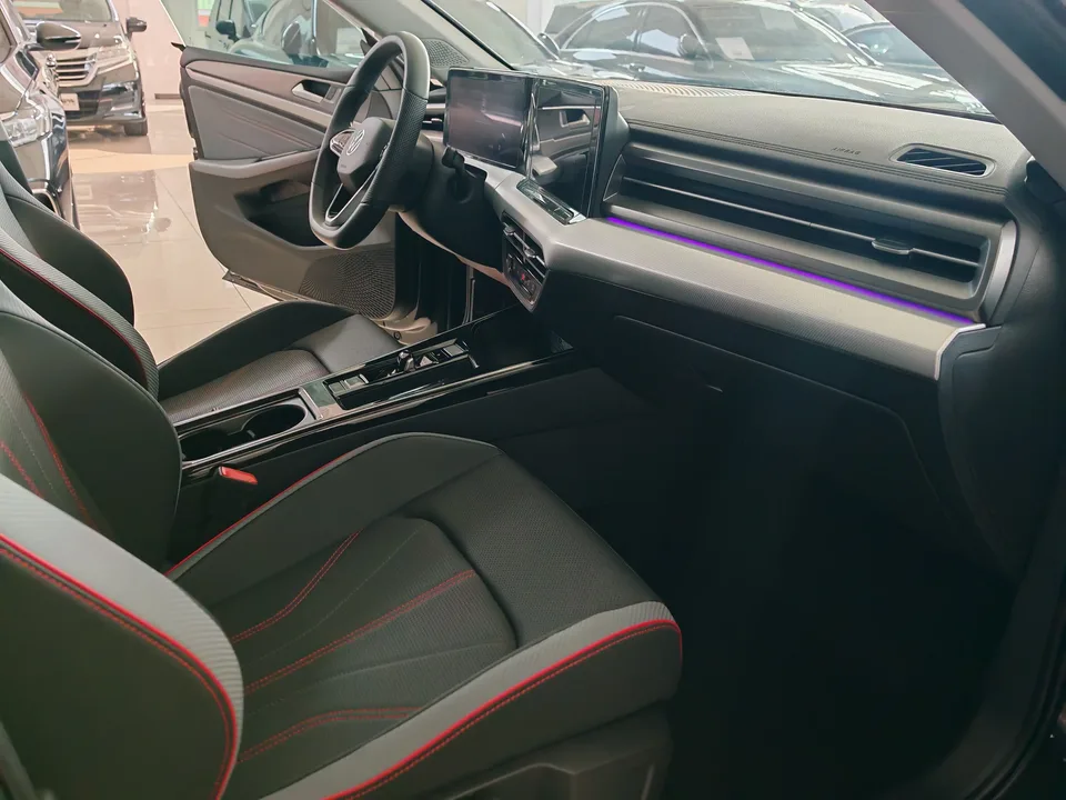 Volkswagen Lamando 2024 Lingdu Lingdu L 280TSI DSG Cool Edition 2024 — миниатюра 2