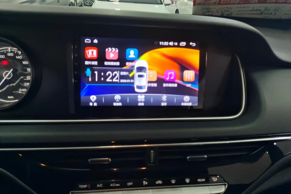 GAC Trumpchi M6 Trumpchi M6 2021 270T automatic elite version 7 seats 2022 — миниатюра 4