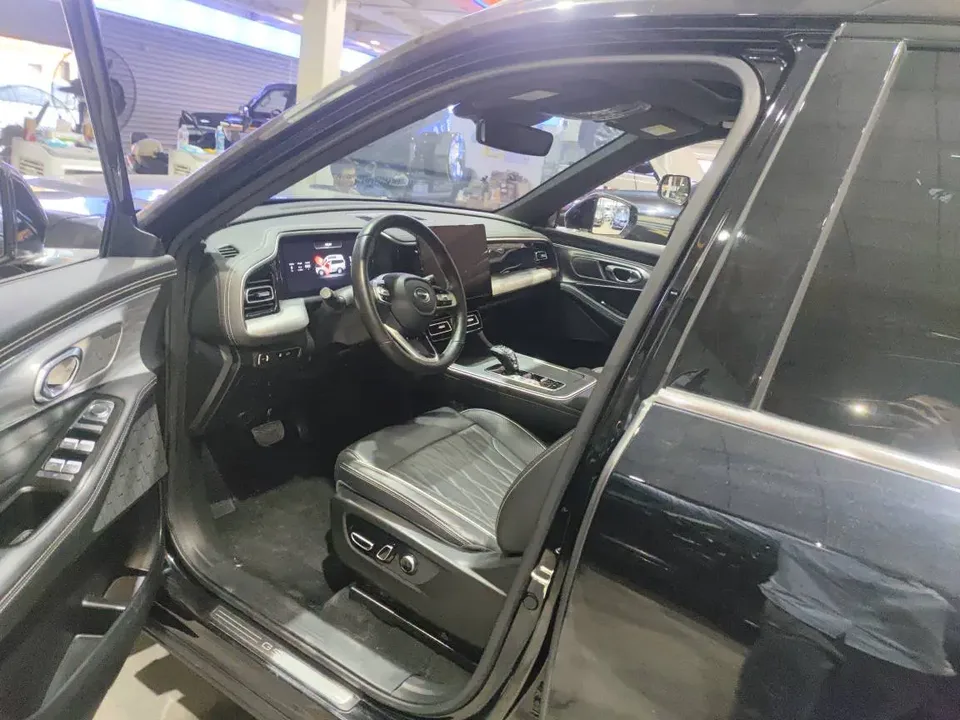 GAC Trumpchi GS8 Trumpchi GS8 2024 Pilot Series 2.0TGDI 4WD Luxury Smart Edition 2024 — миниатюра 5