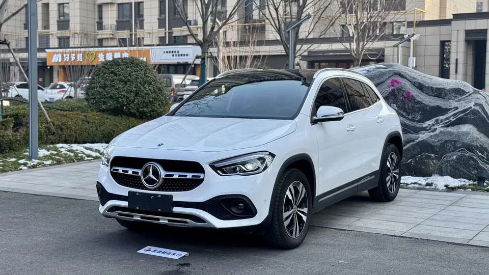 Mercedes-Benz GLA 2022